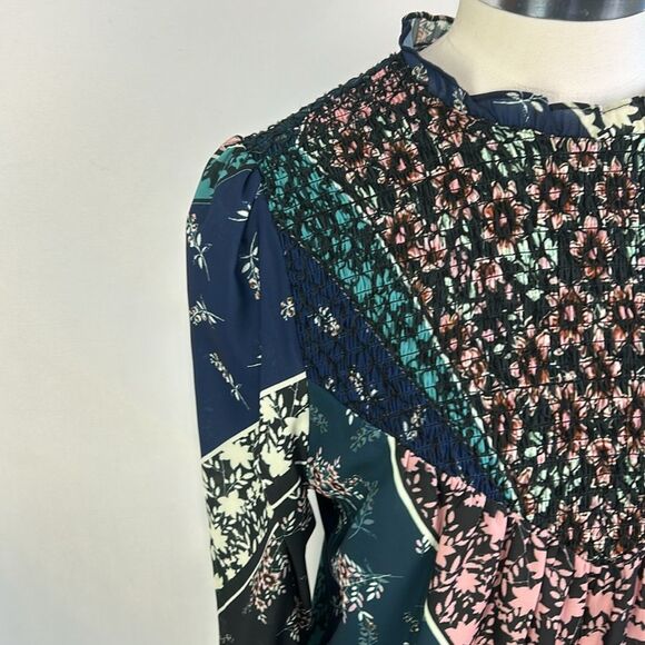 Tracy Reese Navy Multi Print With Elastic Trim  Top - Picture 2 of 6